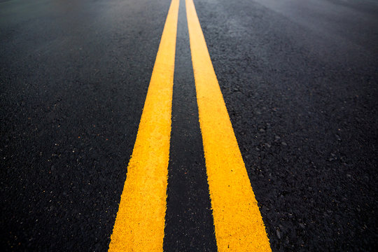 what-do-the-different-color-lines-on-the-road-mean